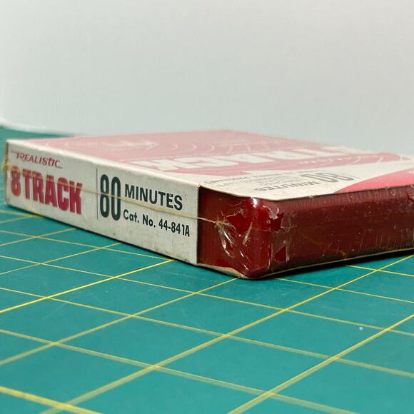 Sealed Vintage Realistic 8 Track blank tape 80 minutes Radio Shack NOS imperfect - Picture 3 of 7